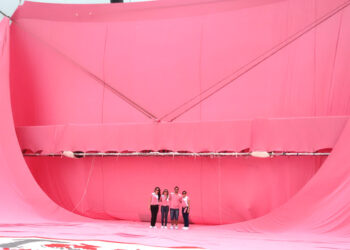 The largest t-shirt in the world